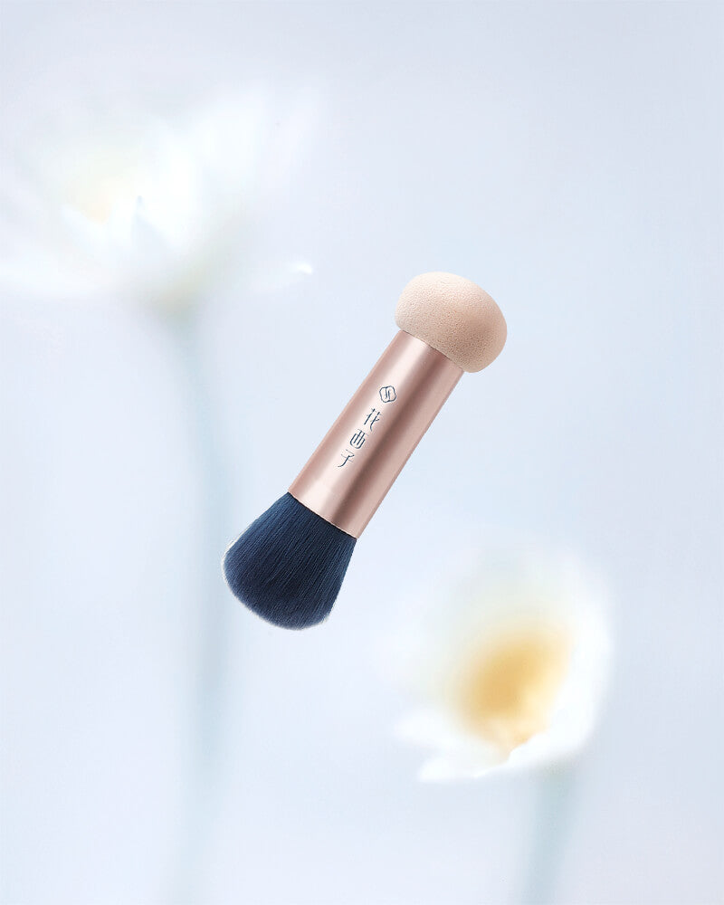 Soft Blooming Double-Ended Blush Brush