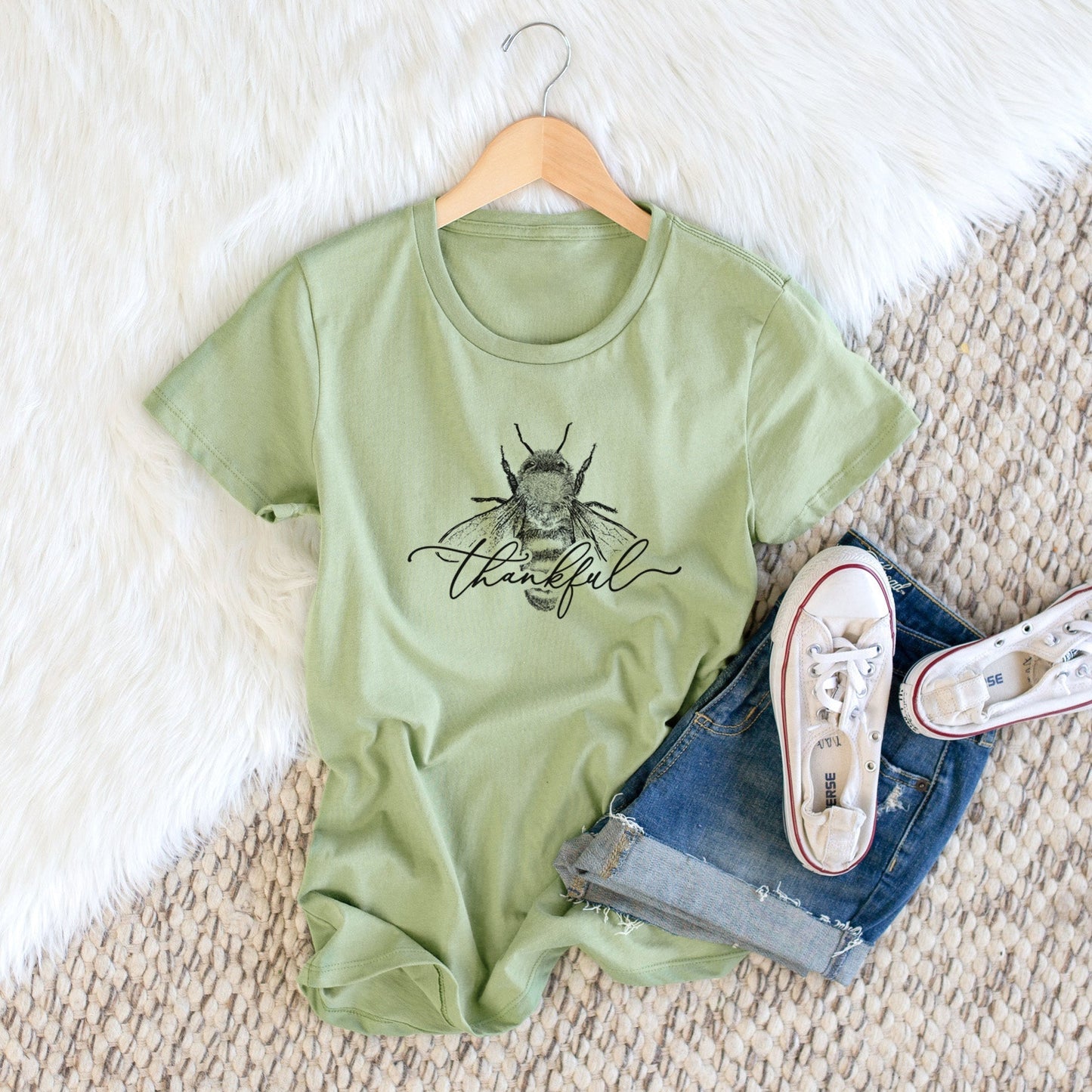 Bee Thankful - Women's Crewneck - Made in USA - 100% Organic Cotton