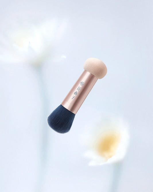 Soft Blooming Double-Ended Blush Brush