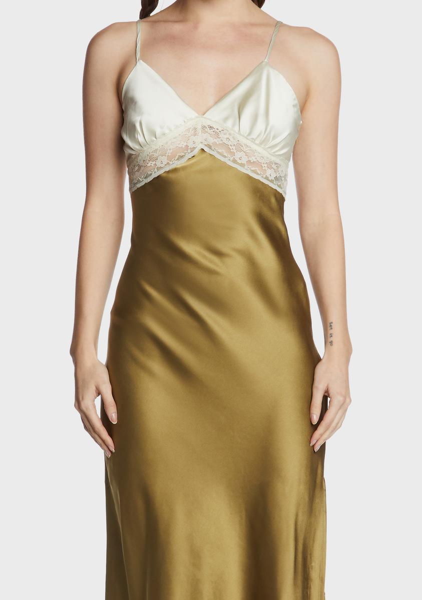 Stay A While Maxi Dress