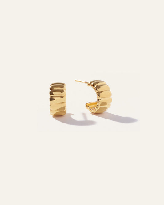 Bubble Ridge Huggie Hoops