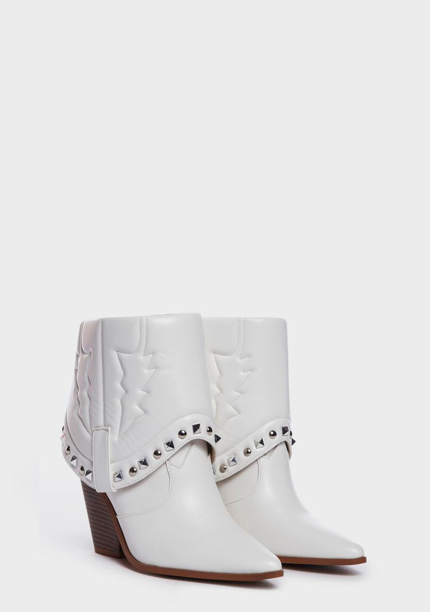 Country Step Cowboy Boots